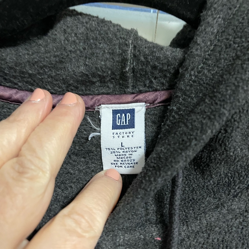 Gap Sweatshirt Large - Picture 5 of 8